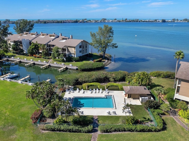 bird's eye view featuring a water view