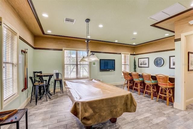 playroom featuring light hardwood / wood-style floors, billiards, and indoor bar