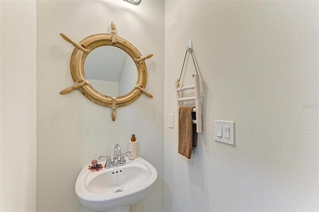 bathroom with sink