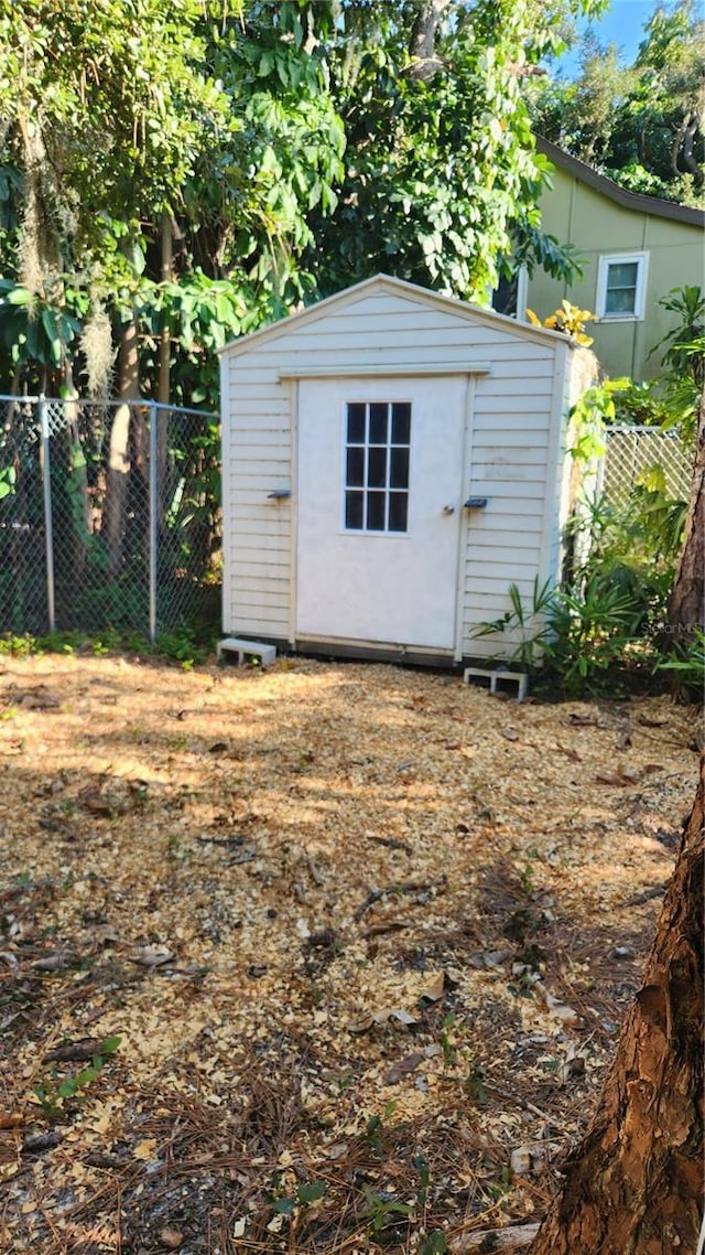 view of outbuilding