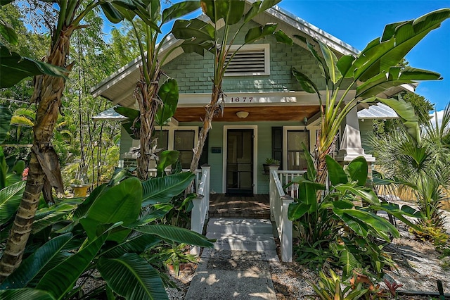 view of front of house featuring covered porch