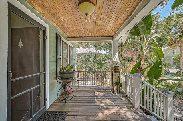 1677 4th St, Sarasota, FL 34236 - deck with covered porch