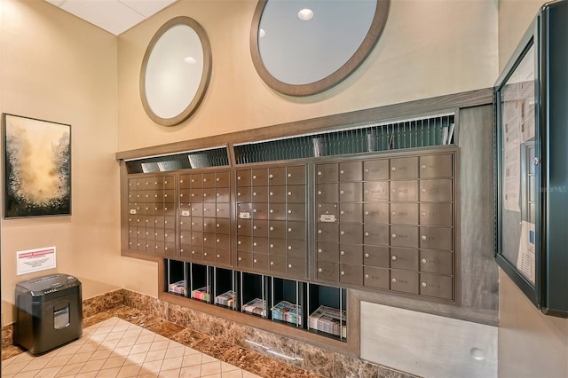 1255 N Gulfstream Ave Unit 1003, Sarasota, FL 34236 - view of home's community featuring mail area