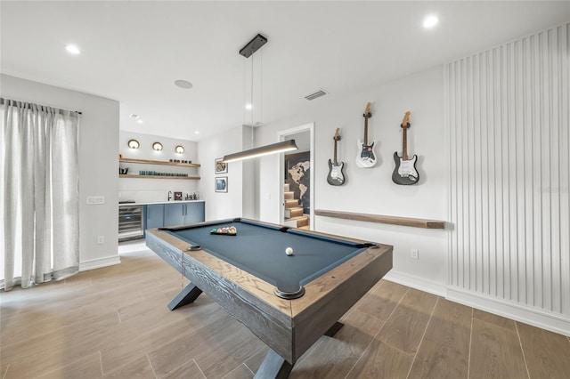 rec room with bar, wine cooler, and billiards