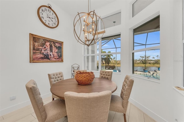 dining area with a notable chandelier