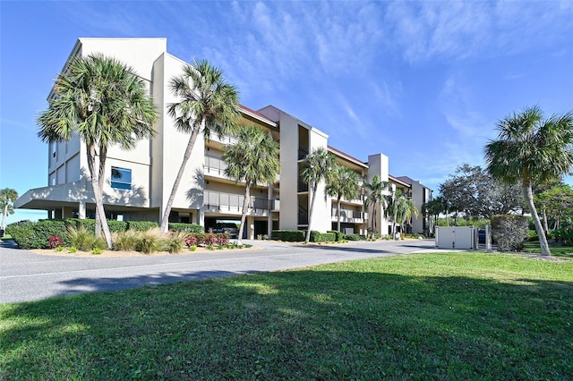 view of building exterior