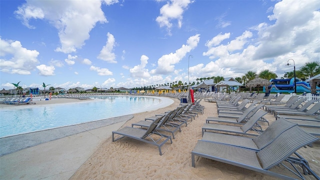 view of swimming pool