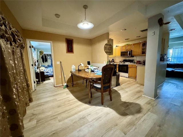 361 Porpoise Rd, Venice, FL 34293 - photo 6