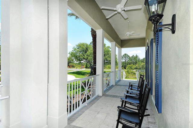 view of patio featuring covered porch and ceiling fan