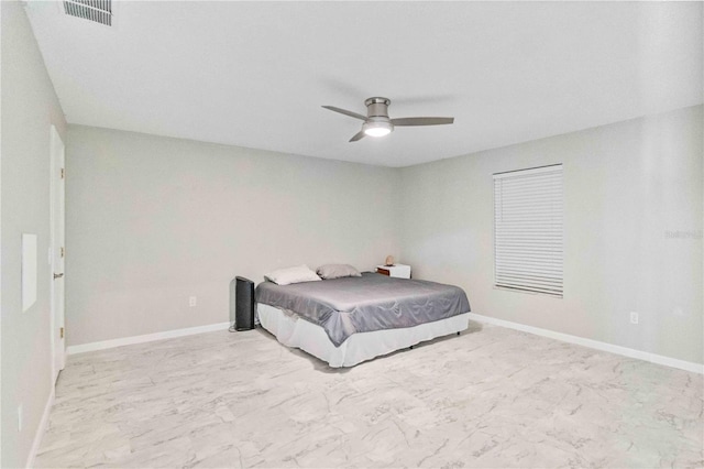 bedroom with ceiling fan