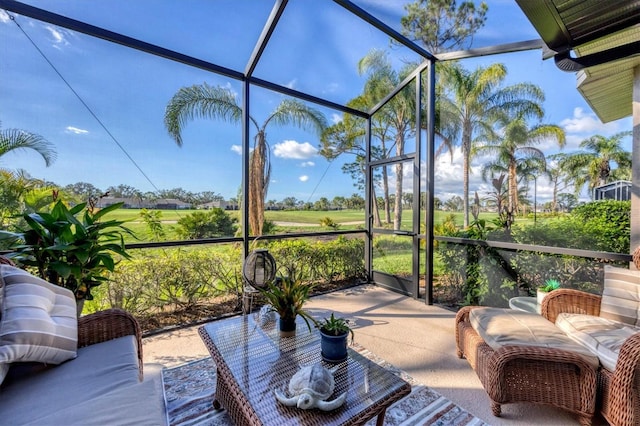 5092 Mahogany Run Ave, Sarasota, FL 34241 - sunroom with healthy amount of natural light and golf course view