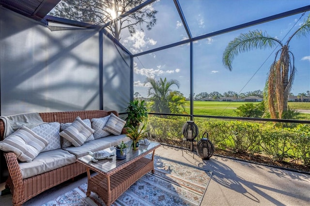5092 Mahogany Run Ave, Sarasota, FL 34241 - sunroom featuring an outdoor living space