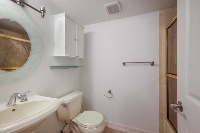 bathroom featuring sink and toilet