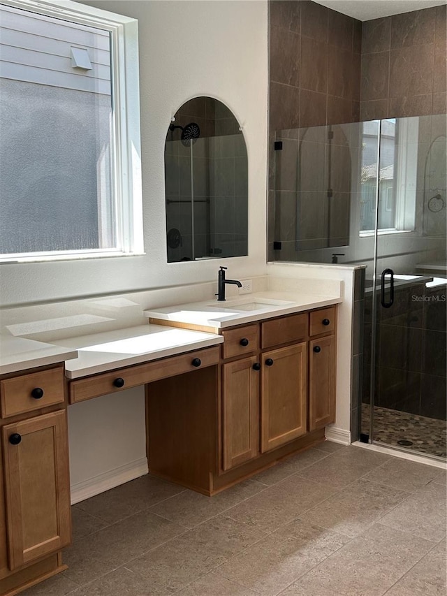 11718 Capstan Pl, Parrish, FL 34219 - bathroom featuring a shower stall and vanity