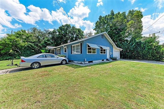 ranch-style house with a front yard