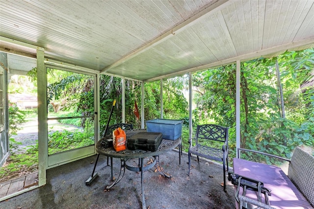 view of sunroom / solarium