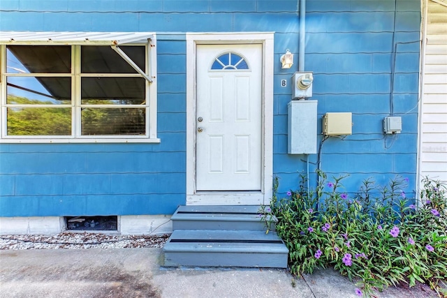 view of property entrance