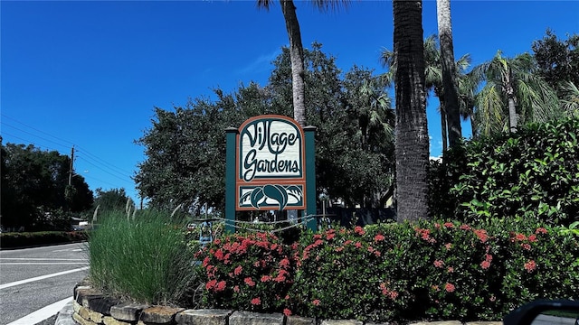 5071 Village Gardens Dr Unit 5, Sarasota FL, 34234, 2 bedrooms, 2 baths condo for sale