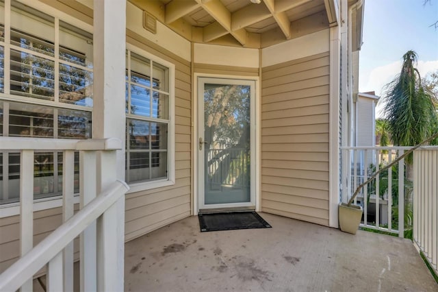 view of entrance to property