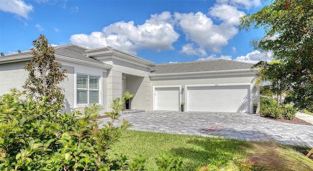 view of front of house with a garage