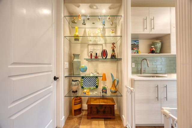 pantry with sink