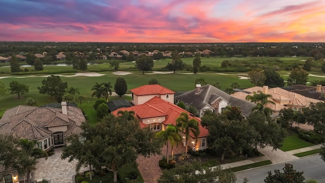 view of aerial view at dusk