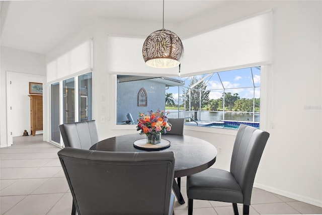 dining room featuring light tile patterned floors