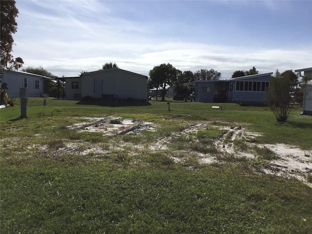 Listing photo 2 for 711 Fairmount Dr, North Port FL 34287