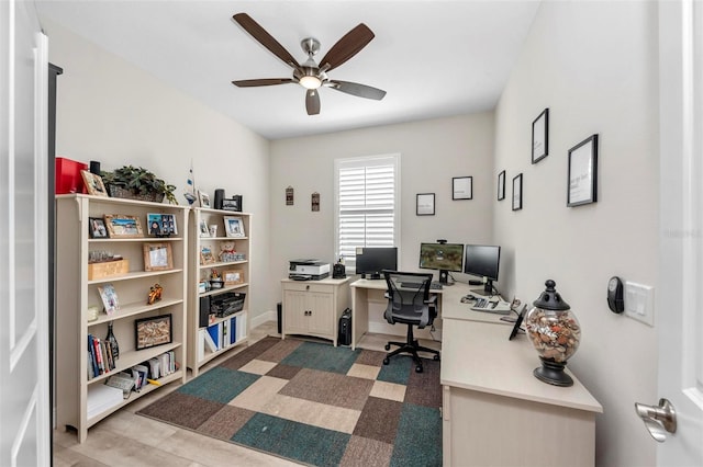 office area featuring ceiling fan