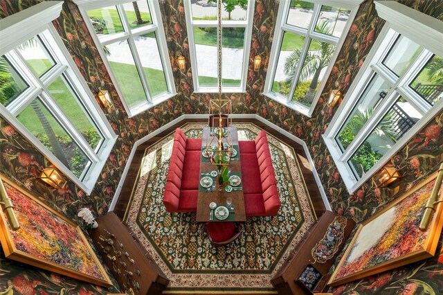 501 Harbor Point Rd, Longboat Key, FL 34228 - sunroom / solarium with healthy amount of natural light