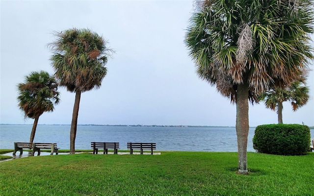 view of water feature