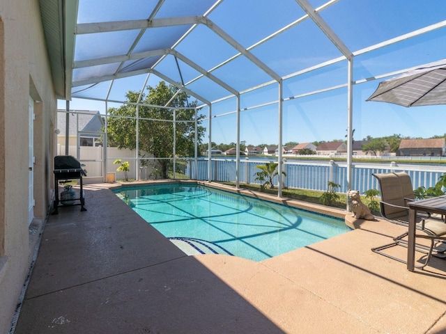 7209 49th Pl E, Palmetto, FL 34221 - view of pool featuring a fenced backyard, a patio area, a fenced in pool, and area for grilling