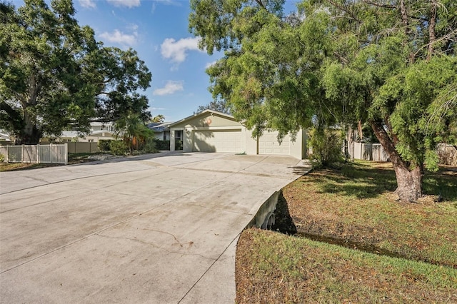 view of front facade with a garage