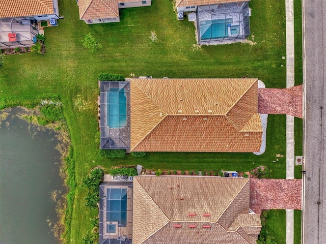 bird's eye view featuring a water view