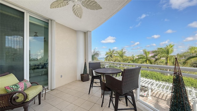 balcony with ceiling fan