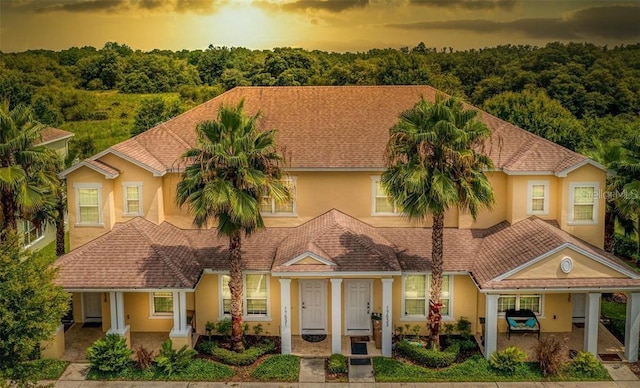 view of front of house