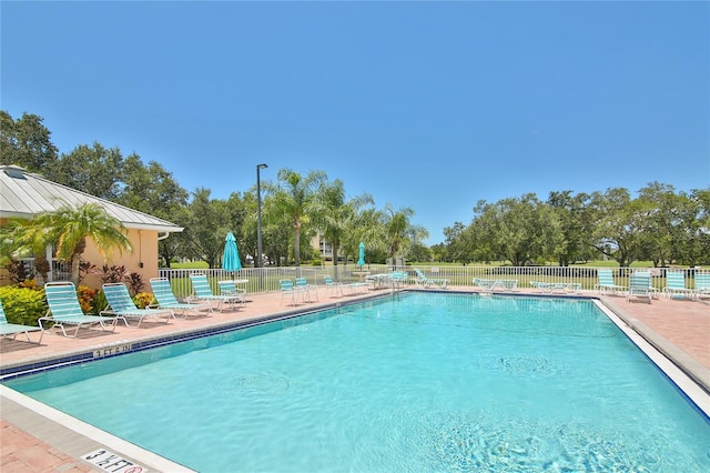 view of swimming pool