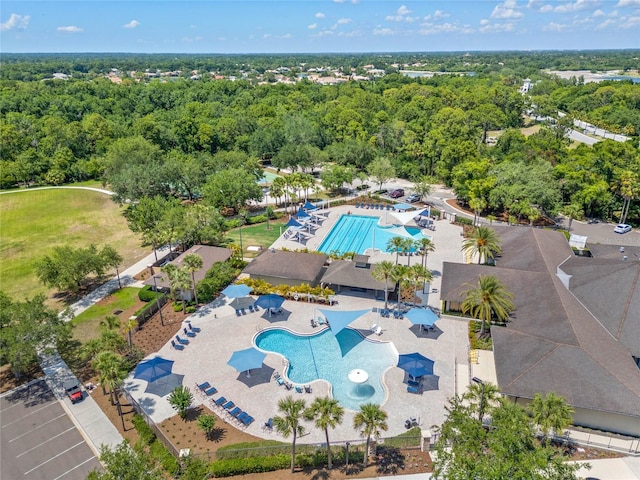 12121 Thornhill Ct, Lakewood Ranch, FL 34202 - aerial view of a pool area
