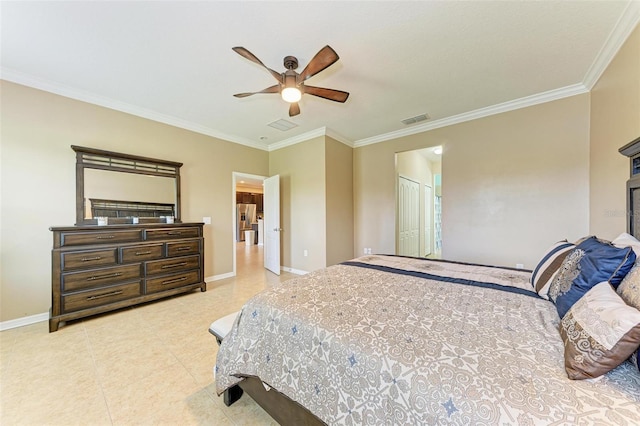 bedroom featuring a closet, ornamental molding, and ceiling fan