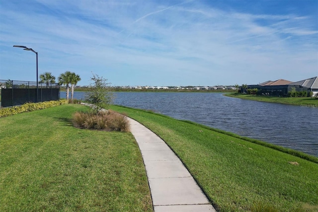 8175 Redonda Loop, Lakewood Ranch, FL 34202 - water view featuring fence