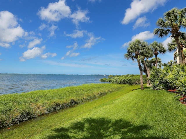 6417 Meadowlark Ln Unit 6417, Bradenton, FL 34210 - view of water feature