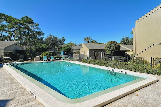 view of swimming pool