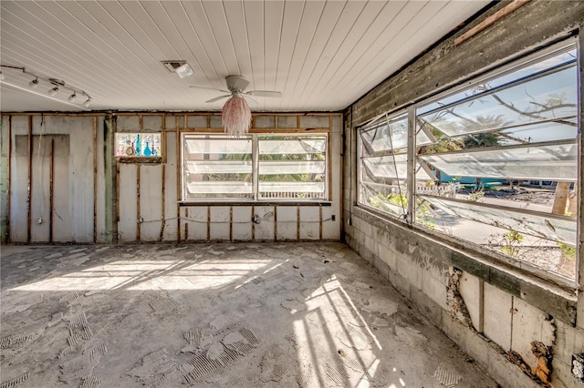 misc room with ceiling fan