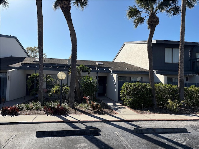 view of front of house with stucco siding