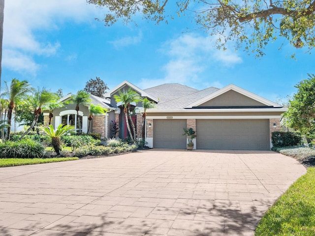 view of front facade featuring a garage