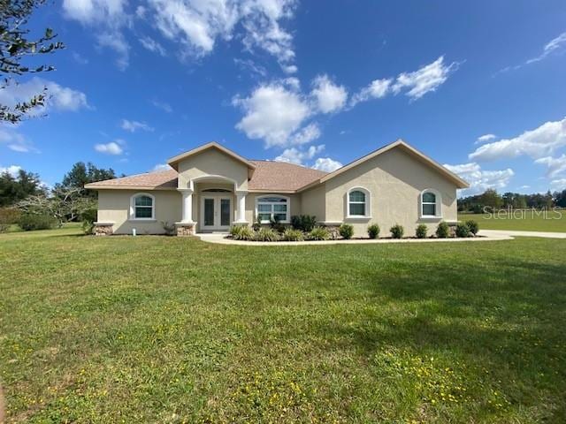 view of front of house with a front yard