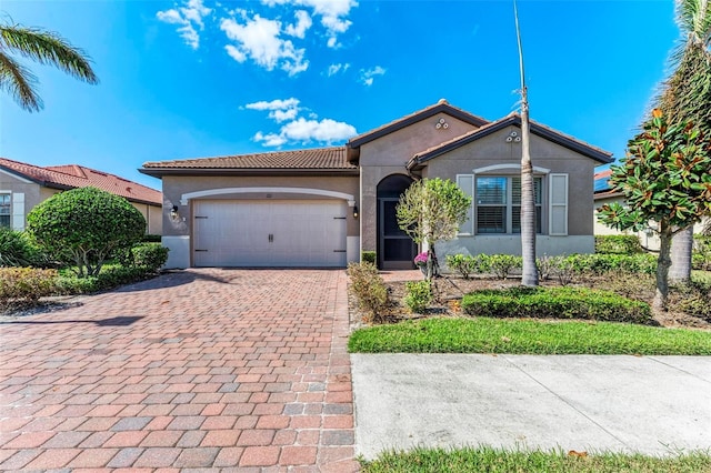 view of front of home featuring a garage