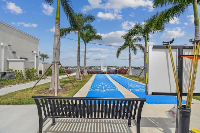 view of swimming pool