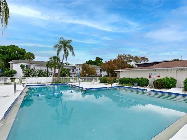 view of swimming pool