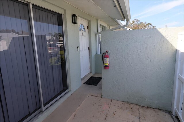 4105 33rd Avenue Dr W Unit 4105, Bradenton, FL 34205 - entrance to property with stucco siding
